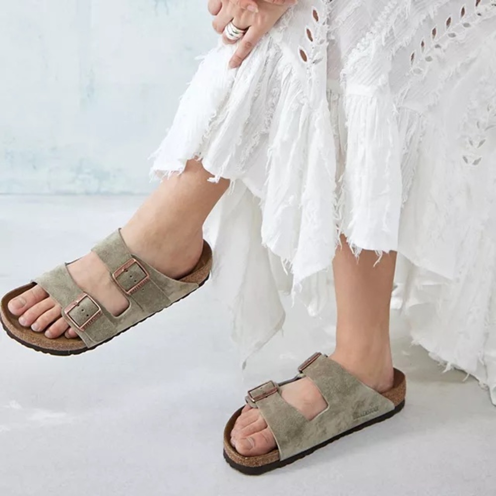 Birkenstock Suede Arizona Sandals - original footbed (NOT soft bed)
